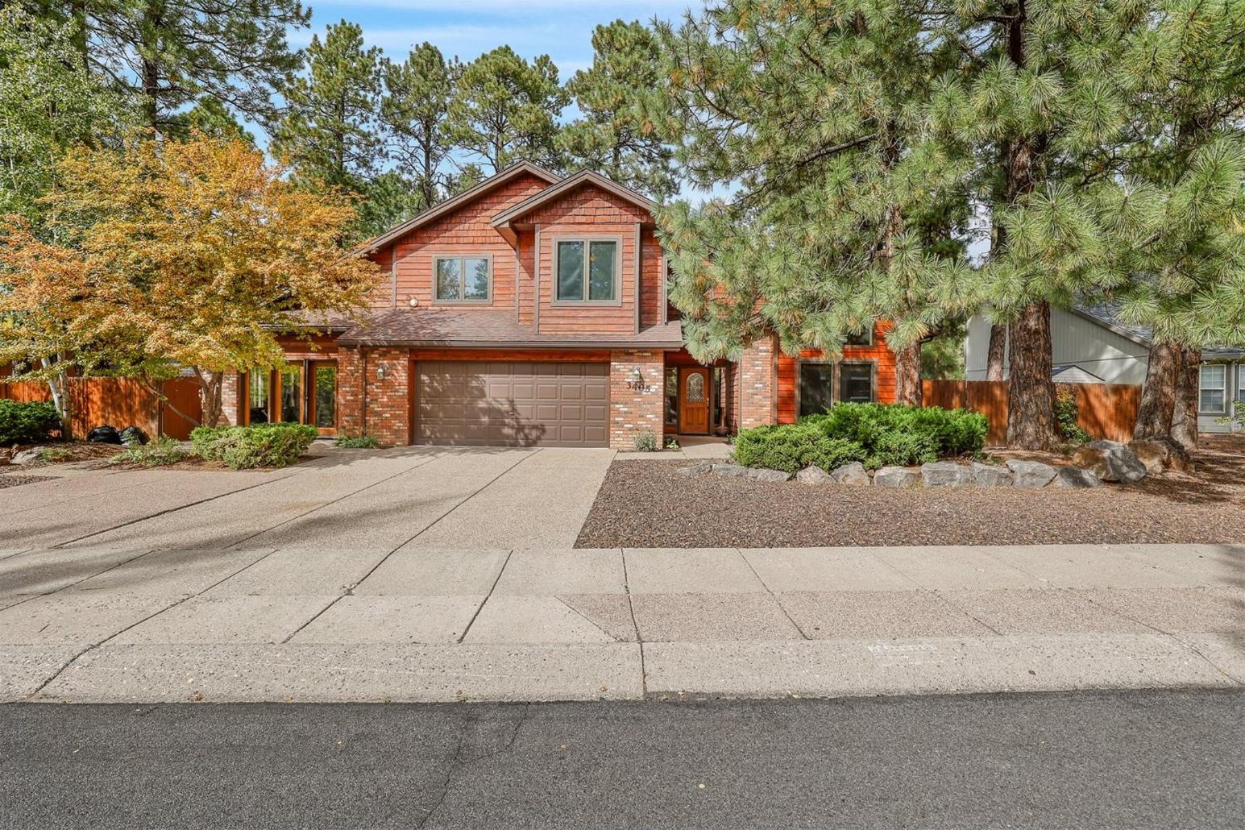 Bluebird Song Prime Location Outdoor Retreat With Fenced Yard And Firepit Hébergement de vacances Flagstaff